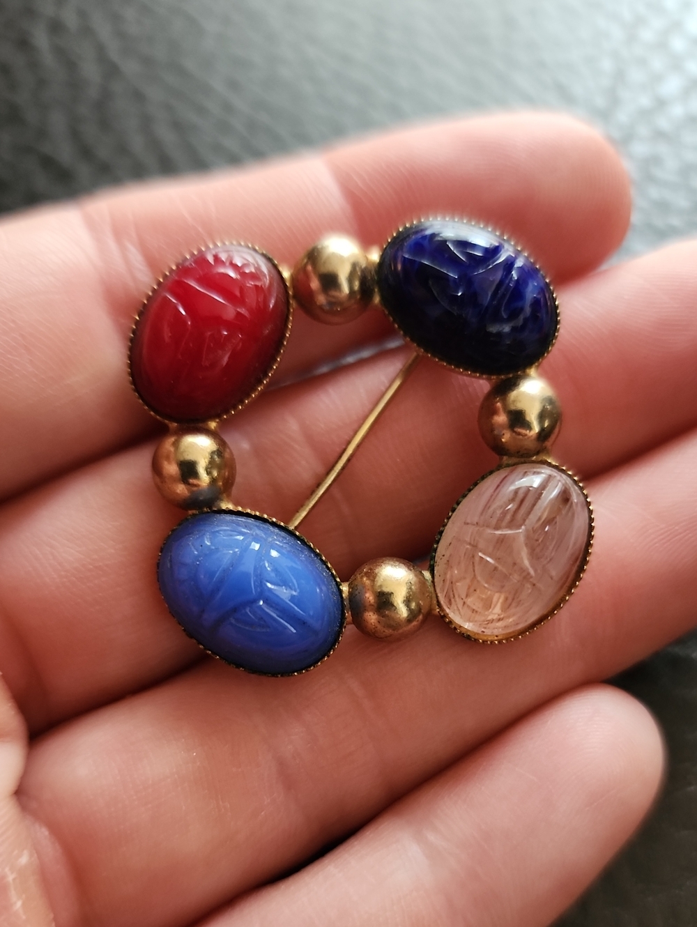 VTG Multicolor Scarab Gemstone Circle Brooch - Women Jewelry